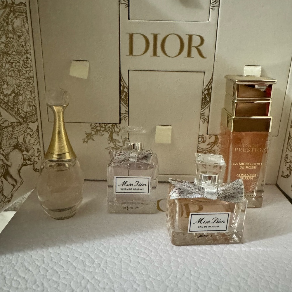 Dior Le Mini 30 Montaigne Perfume Set